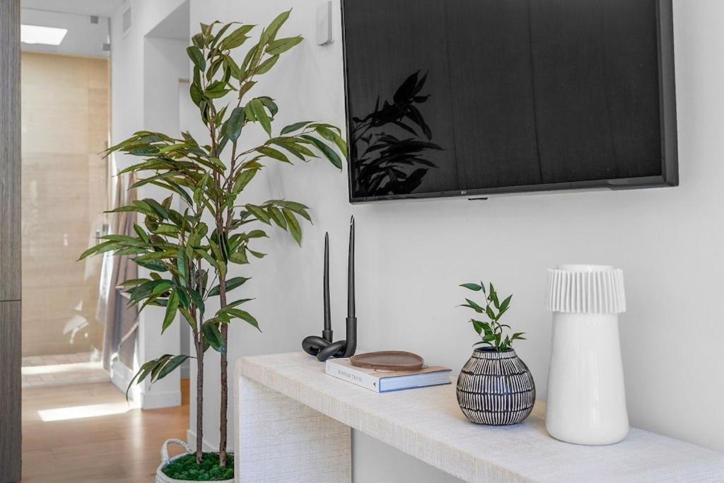 Experience Eco-Luxury At Its Finest - Centrally Located Clea House In San Diego! Eksteriør billede